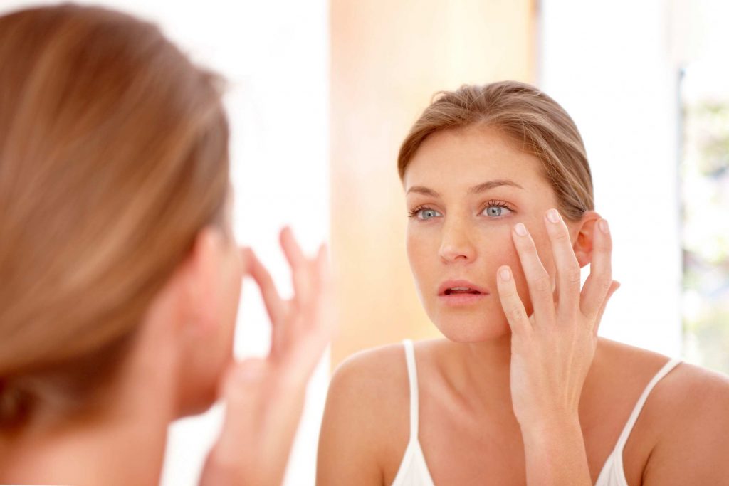 20 Ways You’re Sabotaging Your Skin in Your 20s